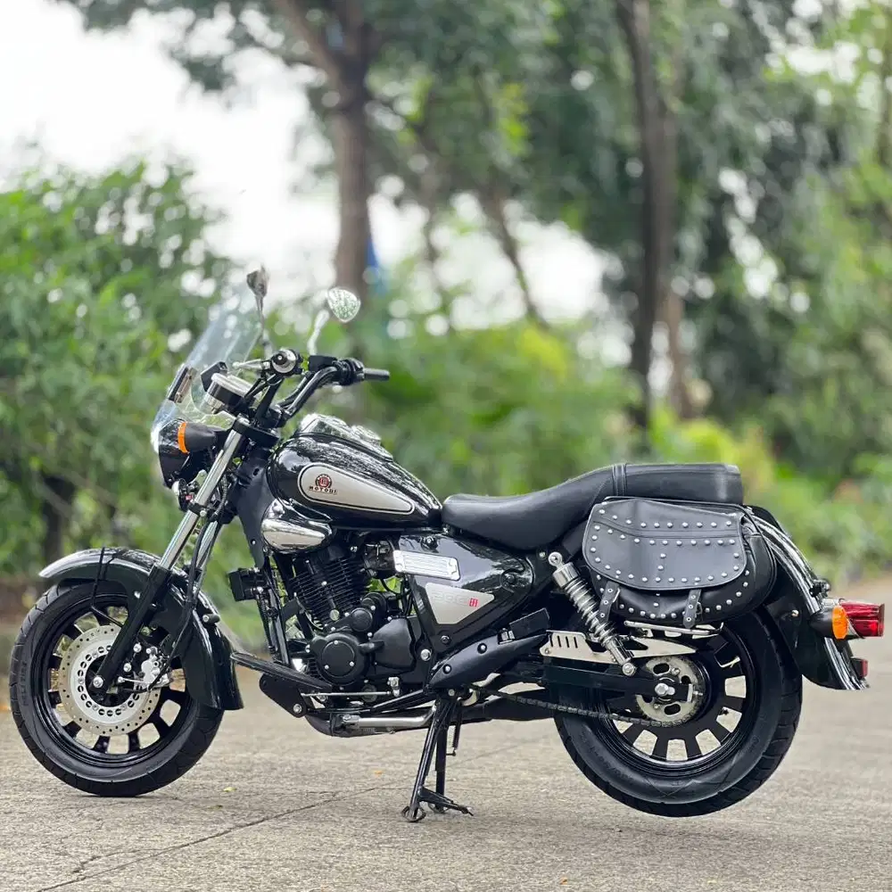 BENELLI MOTOBI 200 EFI 2024 HITAM KM 1K PAJAK PANJANG SIAP SANTAI