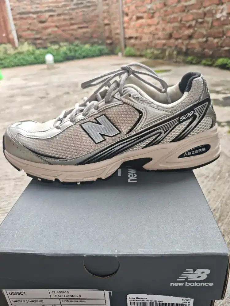 Sepatu new balance 509
