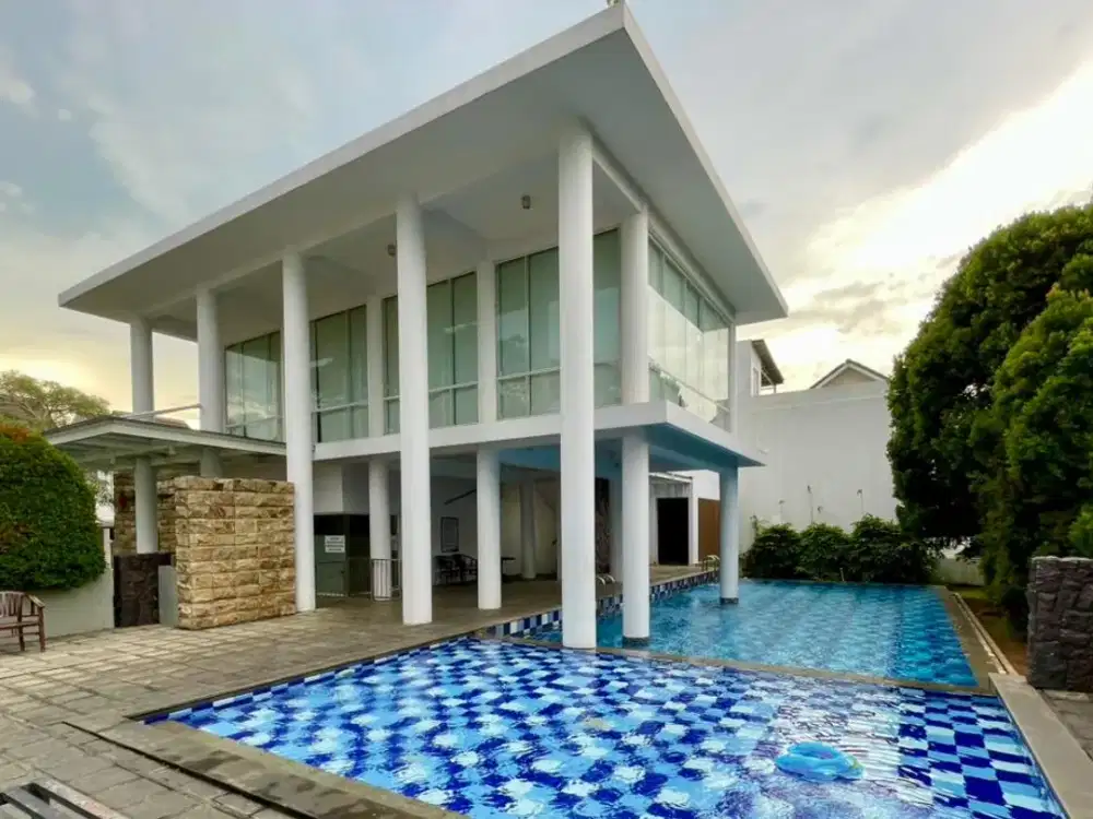 Rumah modern kontemporer ad swim pool di BSD pr 17657