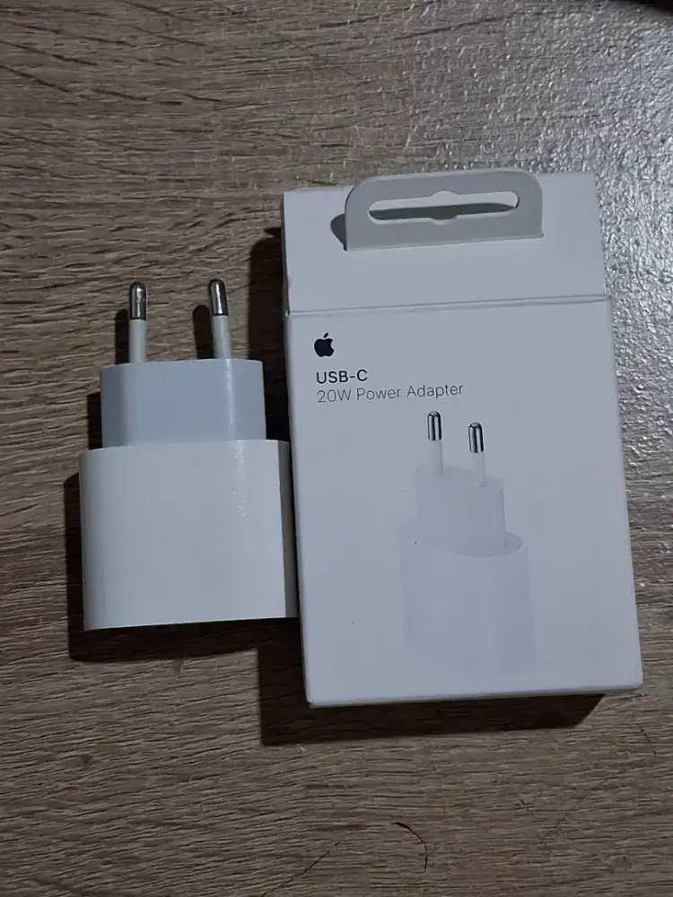 Charger ori iphone