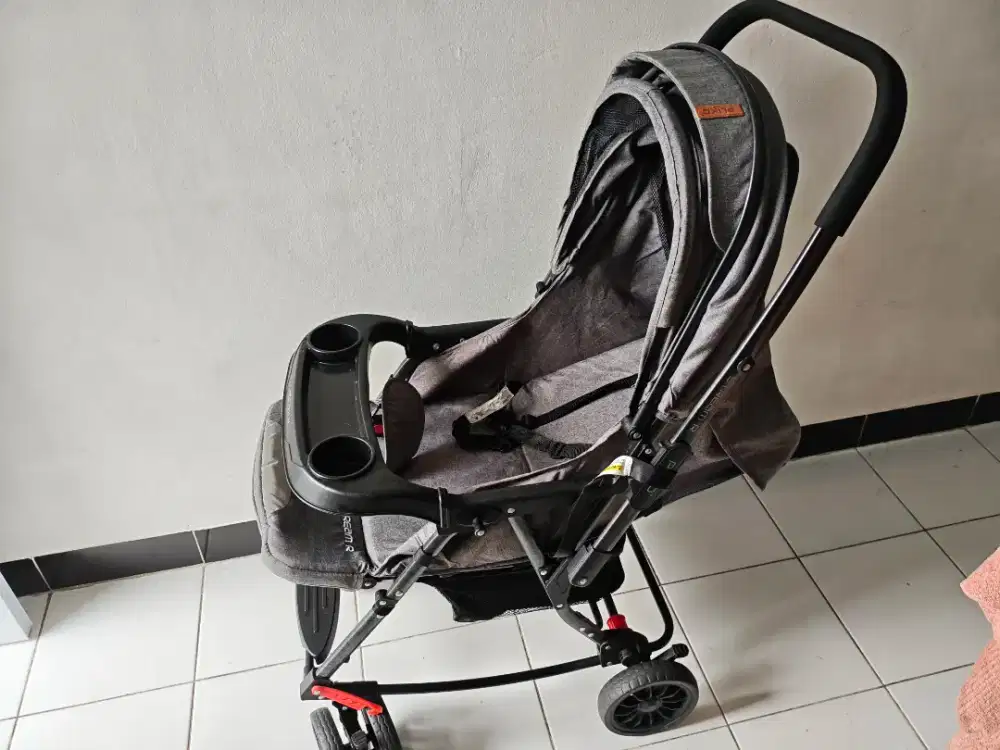 Stroller Pliko Stream R - Bekas - Warna Abu