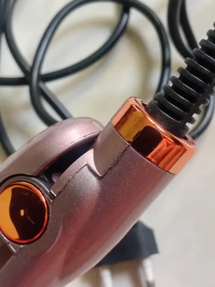 Catok rambut & pengkeriting gelombang