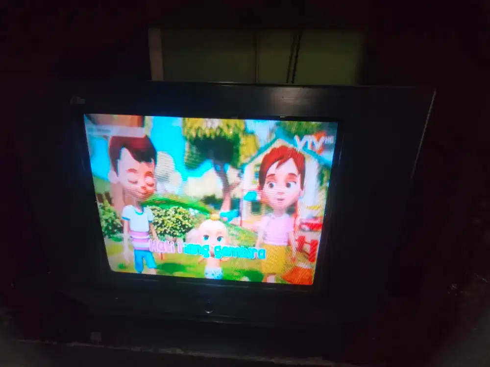 Tv tabung 21 in, polytron