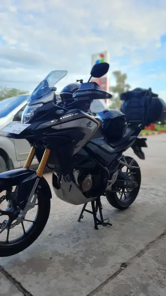Motor Touring Honda CB150x Full Bonus