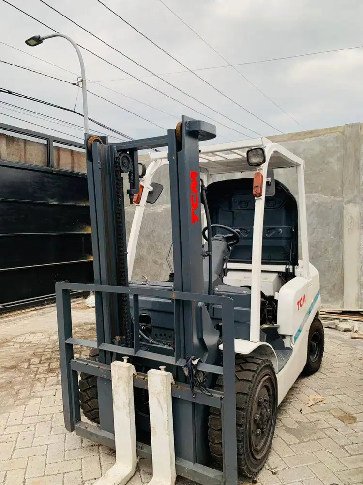 TCM INOMA 3 TON MAST 3 METER STD TAHUN MUDA BERGARANSI MESIN