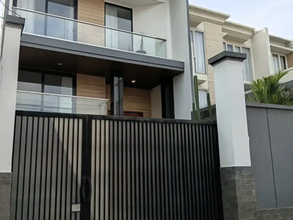 Rumah mewah modern di jakarta barat pr 17589