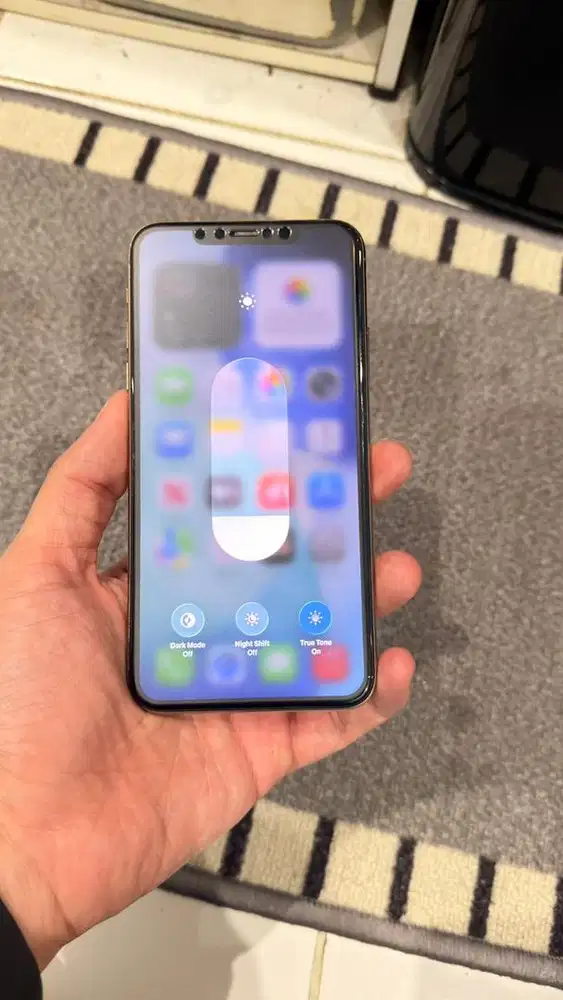 Iphone 11 Promax 64GB Gold Terdaftar Hp charger