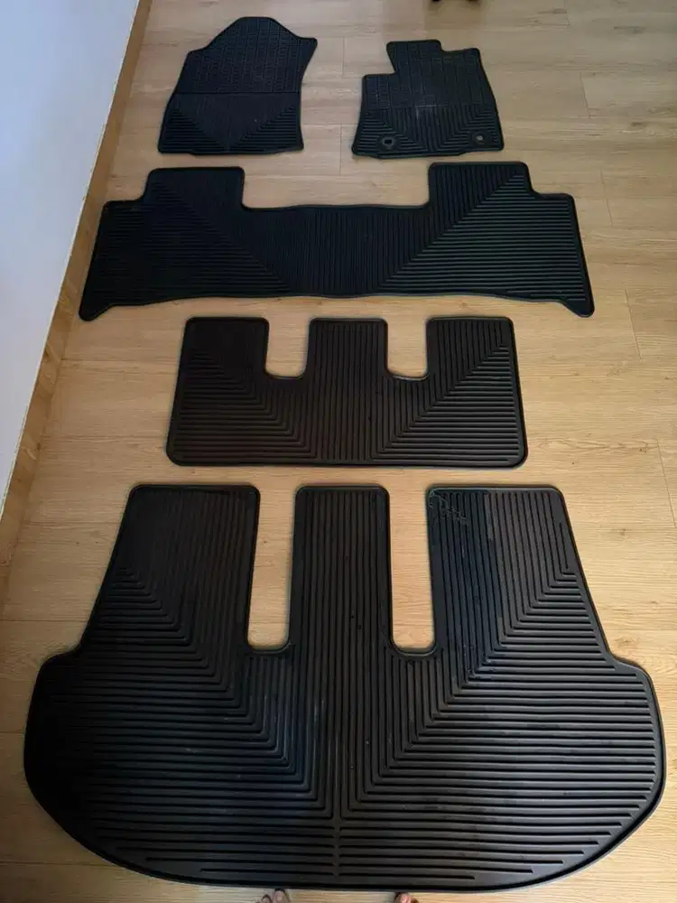 Karpet Mobil Fortuner VRZ 5 set