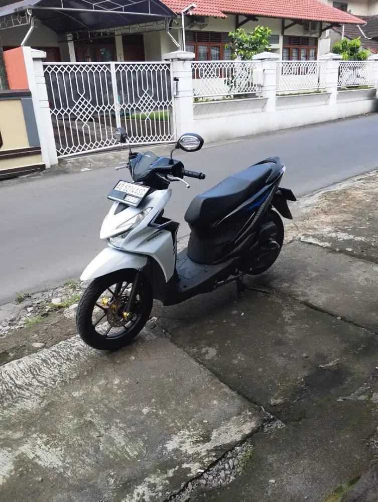 Beat CBS 2025 tg 1 kilometer rendah