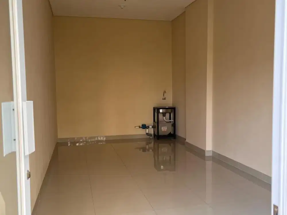 RUANG USAHA DI APARTEMEN GATEWAY PASTEUR