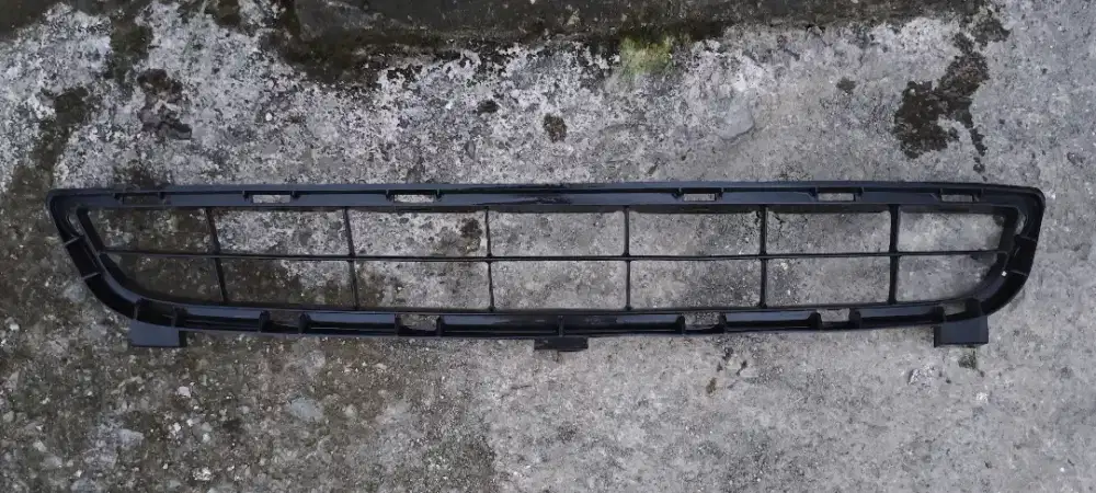Ram bumper grill bawah Camry 2006-2008 Original