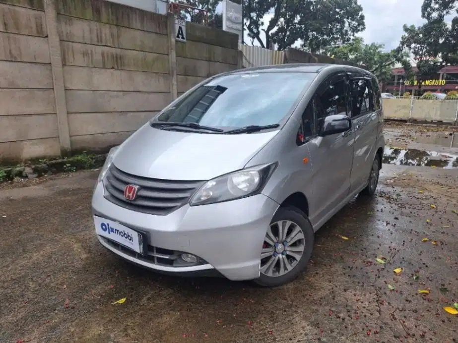 DP RENDAH Honda Freed 1.5 E Bensin-AT 2013 JUWS
