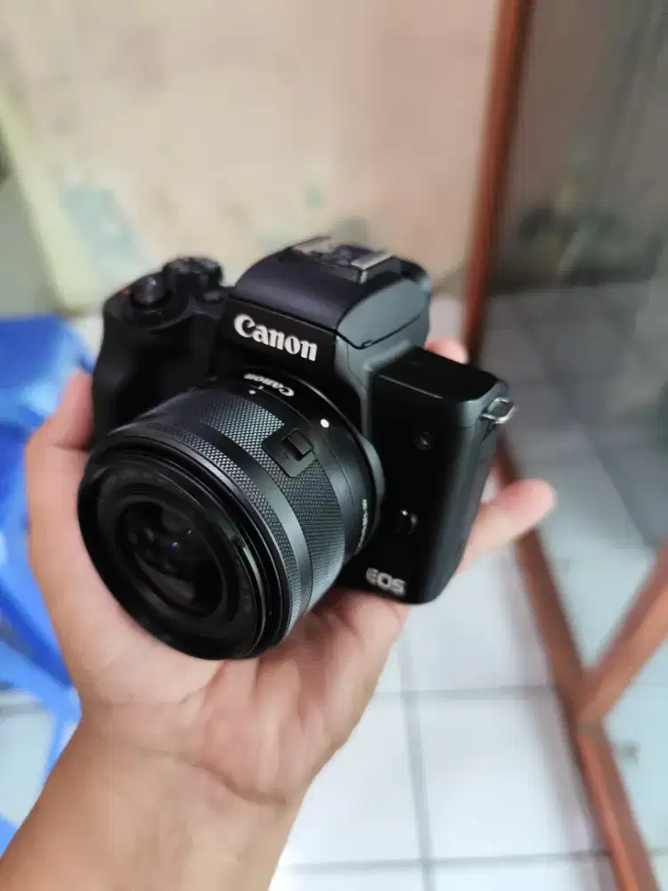 Canon Eos m50 support wifi