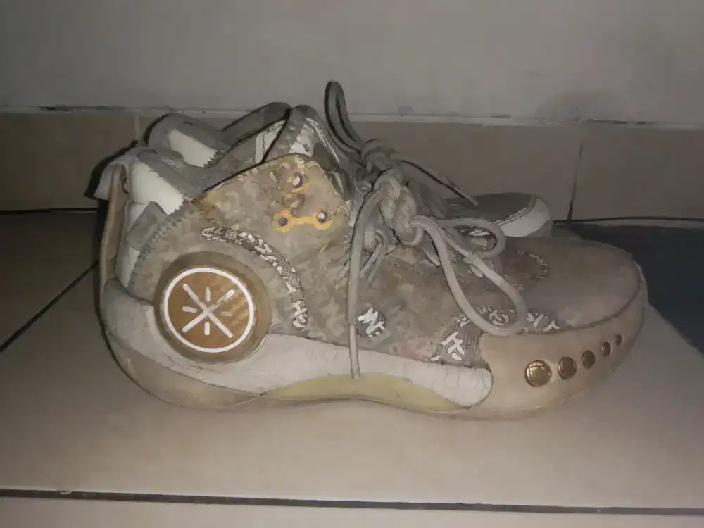 SEPATU BASKET LINING DWINE WADE REMAJA-ANAK