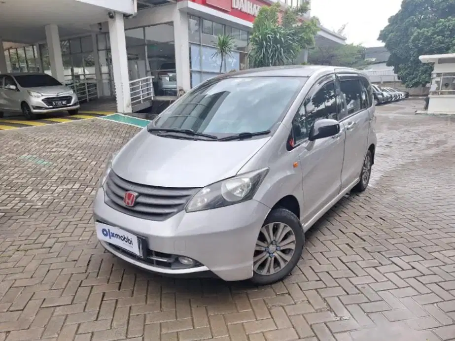 DP RENDAH Honda Freed 1.5 E Bensin-AT 2013 JUWS