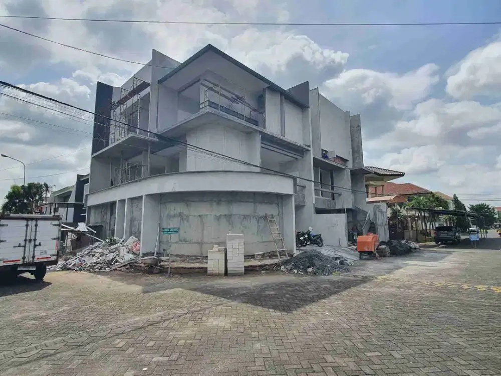 On Progress ‼️Jual Rumah Baru Hook 3 Lantai Manyar Surabaya