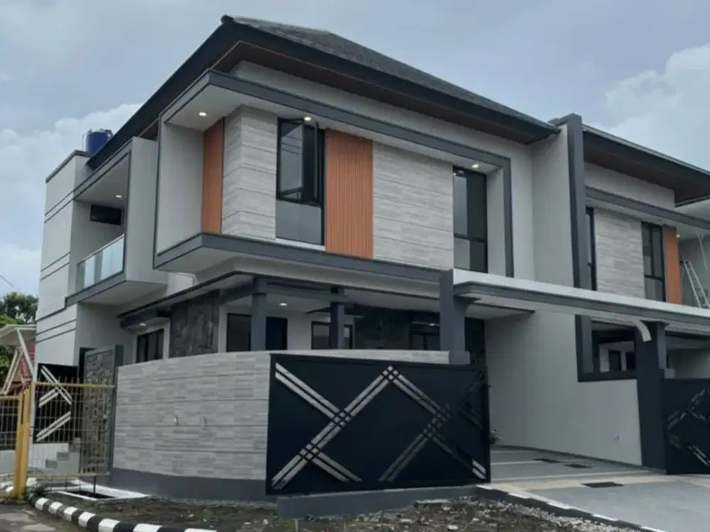 RUMAH BARU MODEL HOOK SUTOREJO PRIMA
