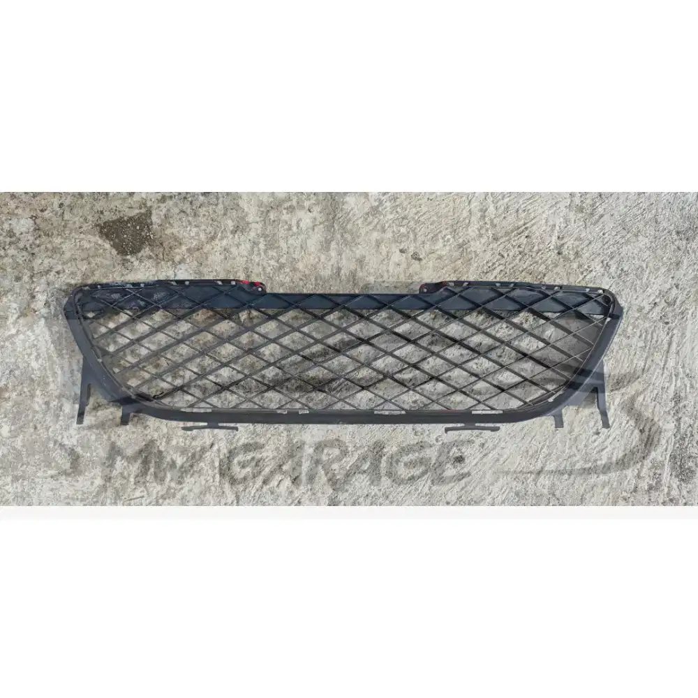 Ram bumper grill bawah Jazz Vtec Original