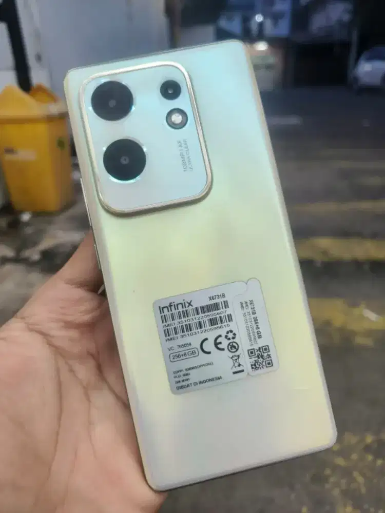 Invinix ZERO 30 8+8/256