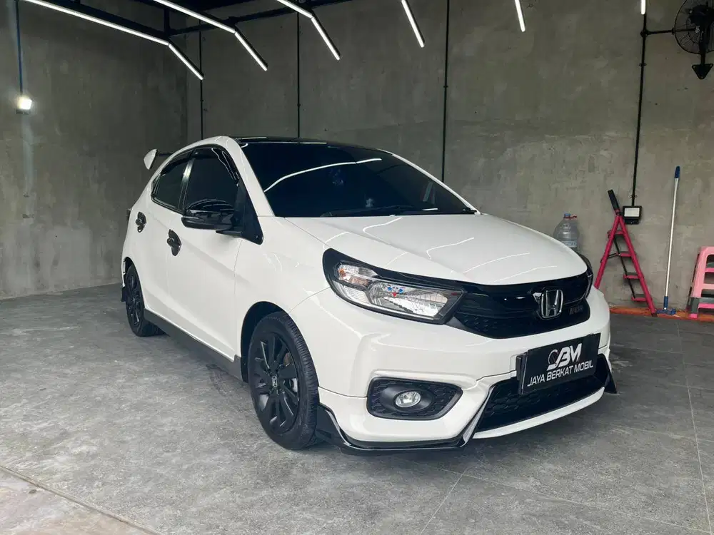 HONDA BRIO 1.2 RS URBANITE CVT 2022