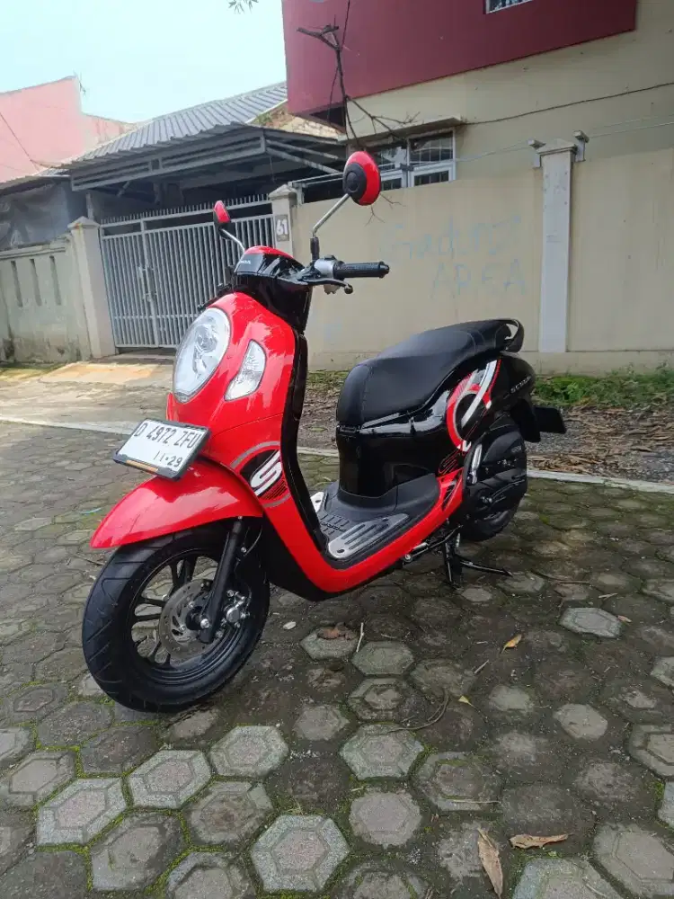 Honda scoopy 2024 mulus seperti baru