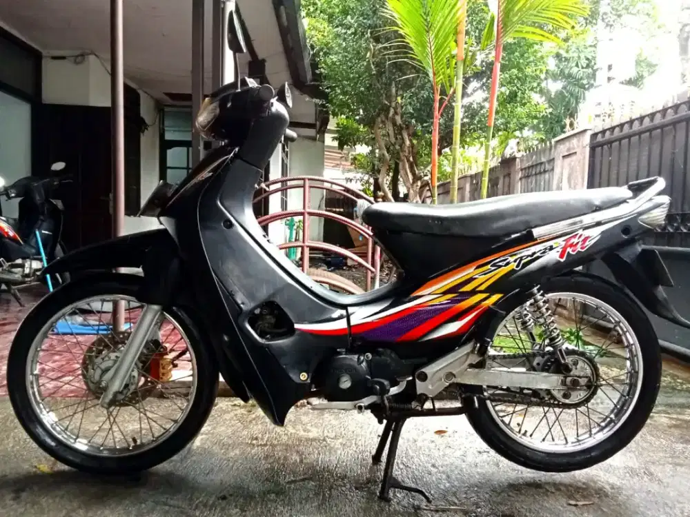 Honda Supra Fit Tahun 2005