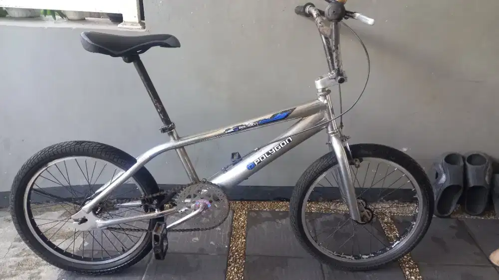 Sepeda BMX size 20