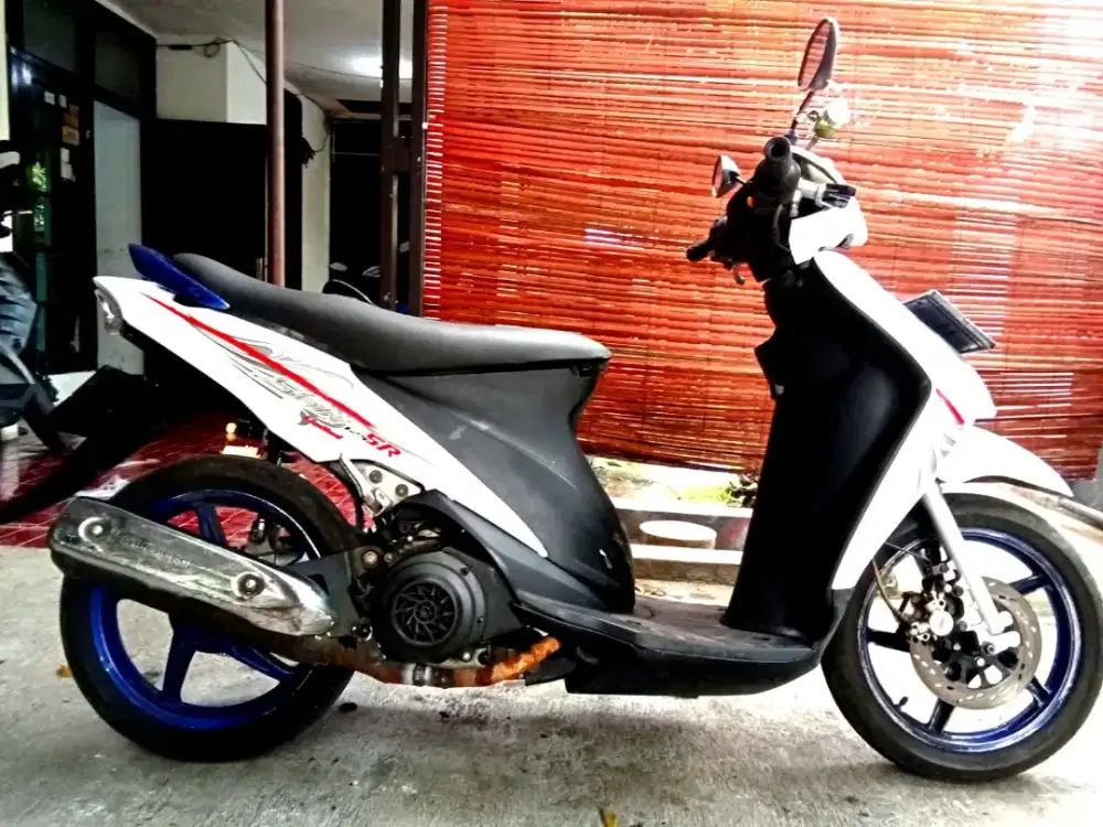 Suzuki Spin Tahun 2008
