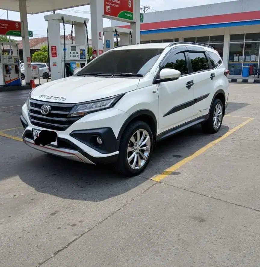 Toyota Rush 2018 Bensin
