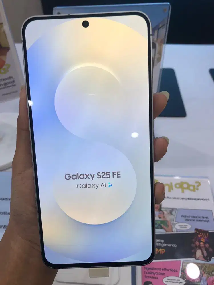SAMSUNG  GALAXY S25 FE