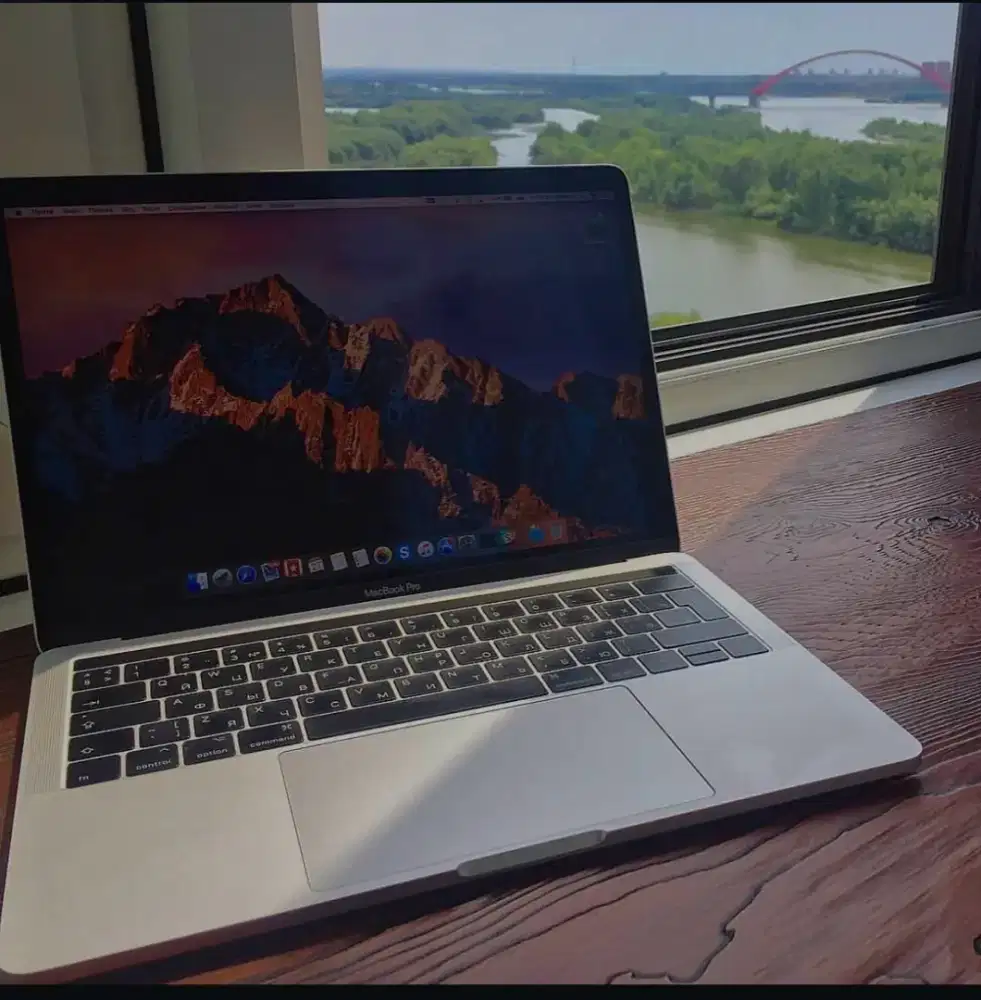 TERIMA Jual & BELI MACBOOK BARU BEKAS PRO AIR M1 M2 M3 M4 Iphond&Ipad