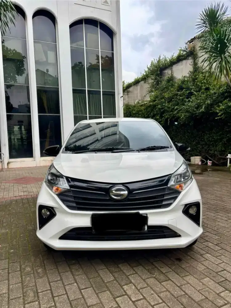 Daihatsu Sigra R M/T