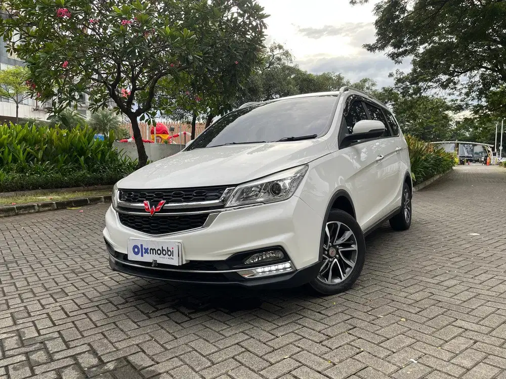 DP MURAH Wuling Cortez 1.5 CT L Bensin-AT 2019 BRA