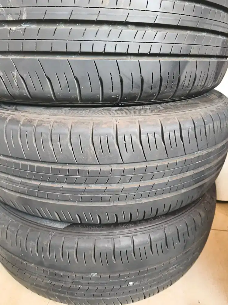 dunlop 195/60 R16
