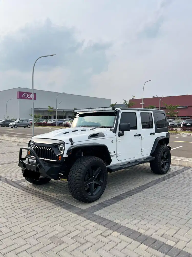 Jeep Wrangler Unlimited 2012 Bensin