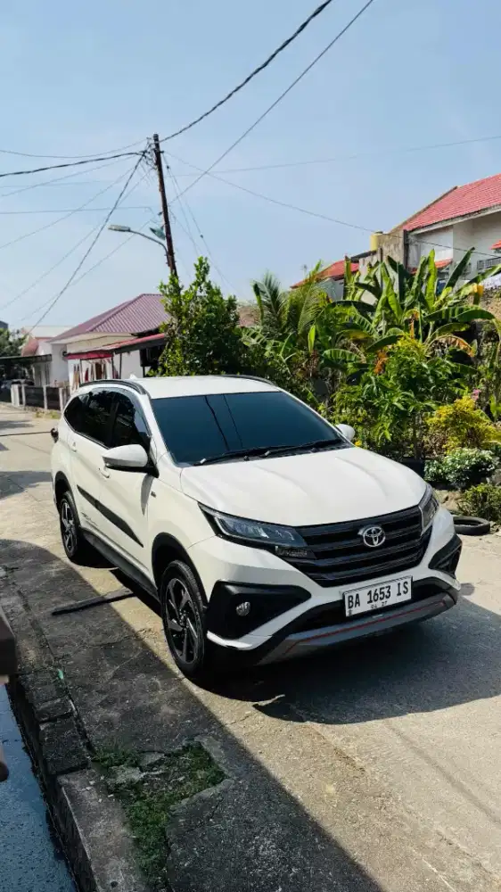 Toyota rush 2021 akhir full original low km