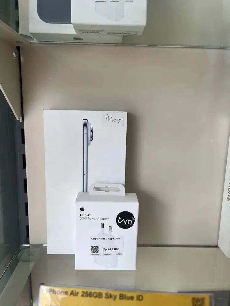 REDY STOCK IPHONE 17 air 256