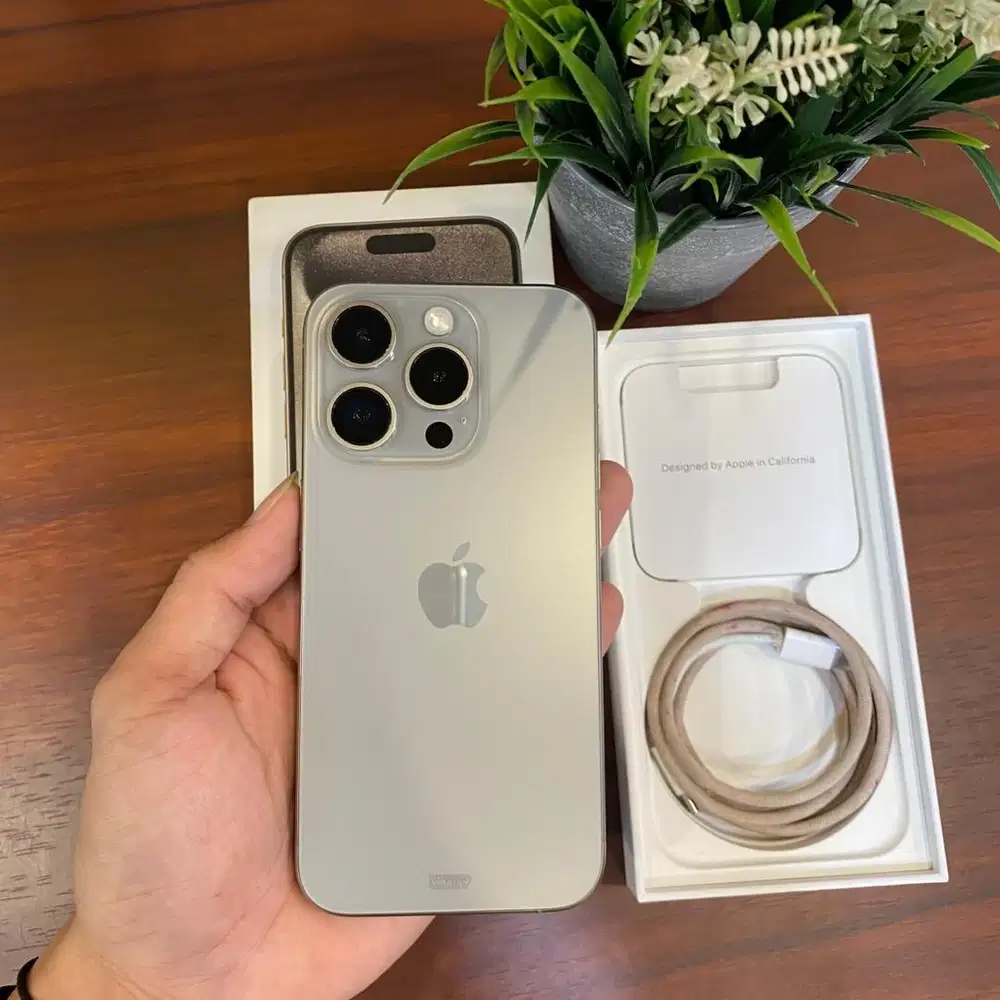 iPhone 15 Pro 128GB Natural Titanium iBox