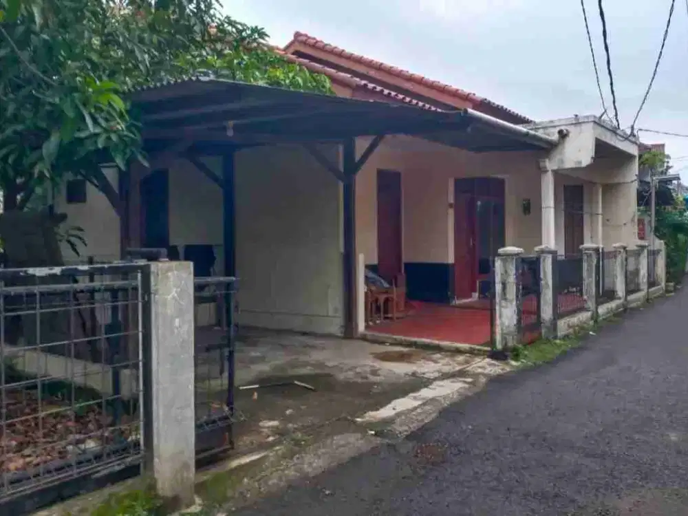 Rumah murah lenteng agung sebrang Univ. Pancasila 3 kmr 39jt/thn