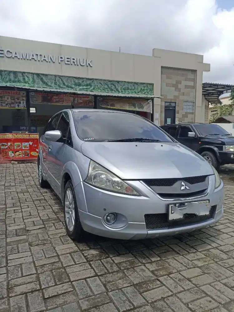 WTS!!! Grandis 2.4 Mivec GT 2010