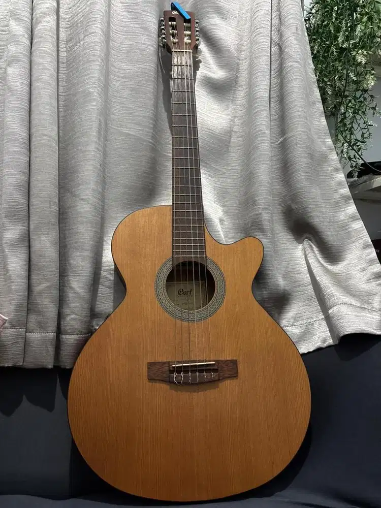 Gitar Akustik Elektrik Cort CEC1