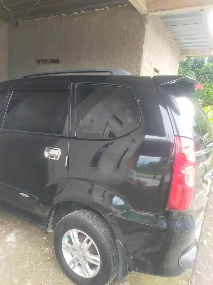 Daihatsu Xenia 2010 Bensin