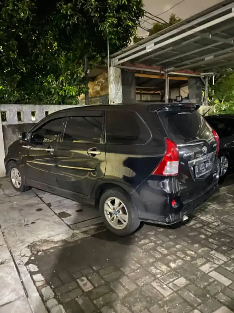 Avanza Veloz MATIC 1.5 airbag