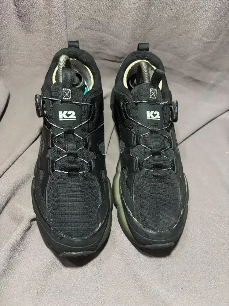 Sepatu outdoor K2 hitam boa