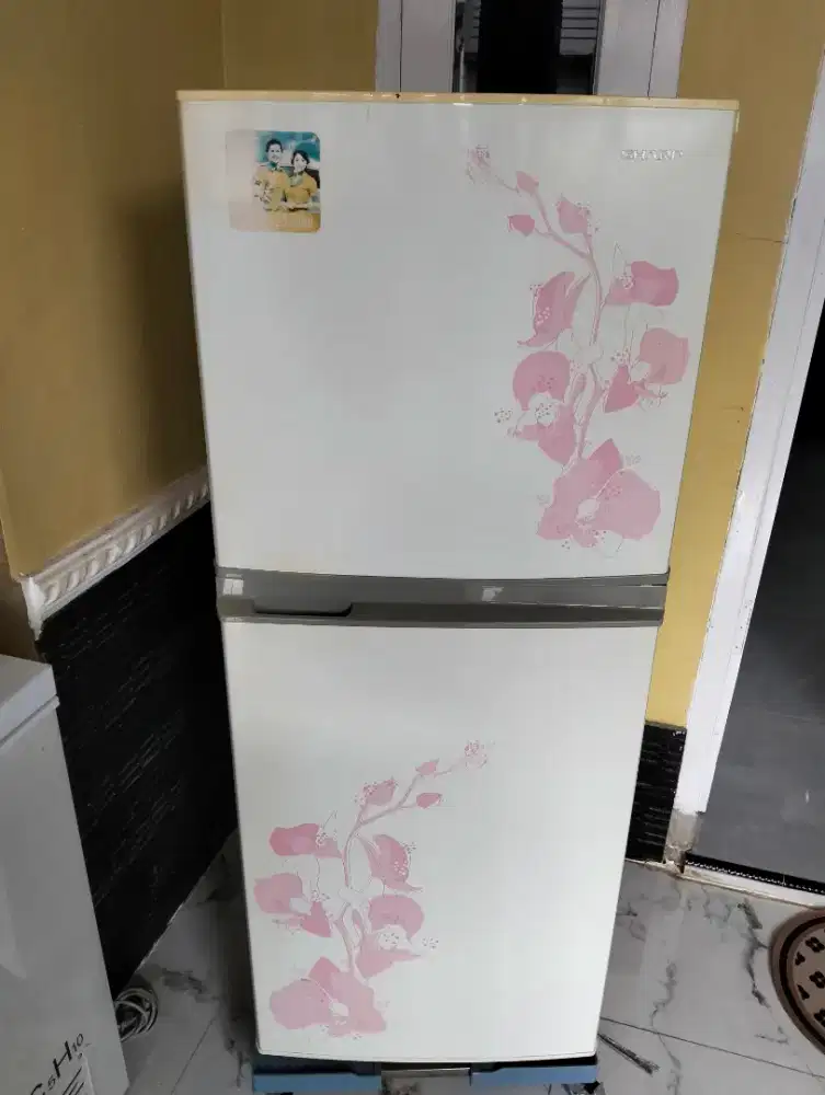 Jual kulkas Sharp 2 pintu