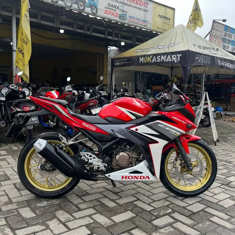 HONDA CBR 150 R NEW LED 2017 KTP DAERAH BISA DI BANTU