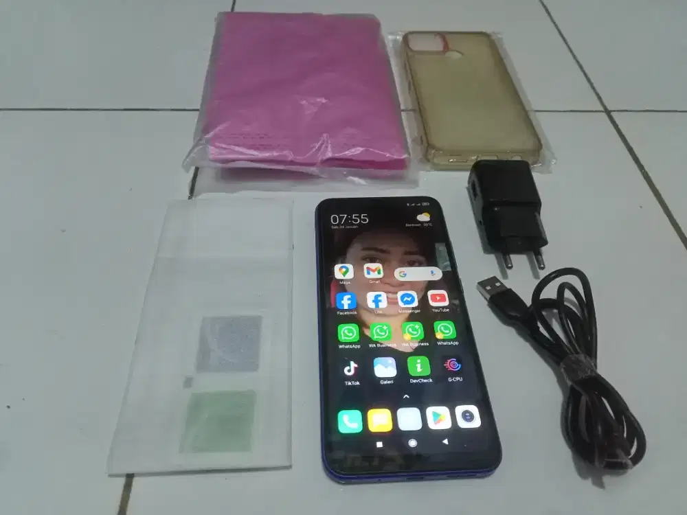 REDMI 9C ( 2022 )
Ram 4gb Rom 64gb
Blue Edition