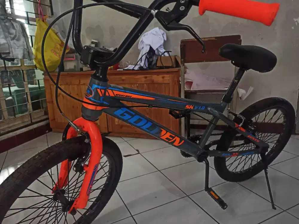Dijual sepeda bmx merk golden
