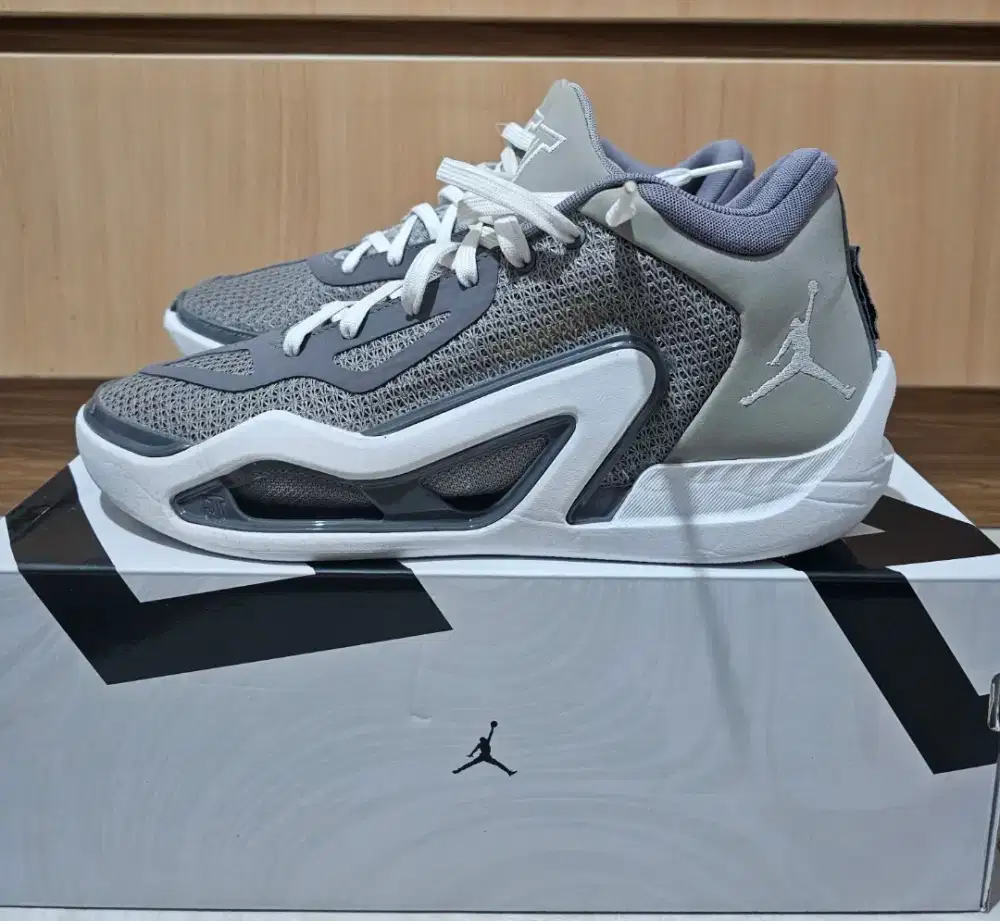 Sepatu Basket Jordan Tatum 1 PF