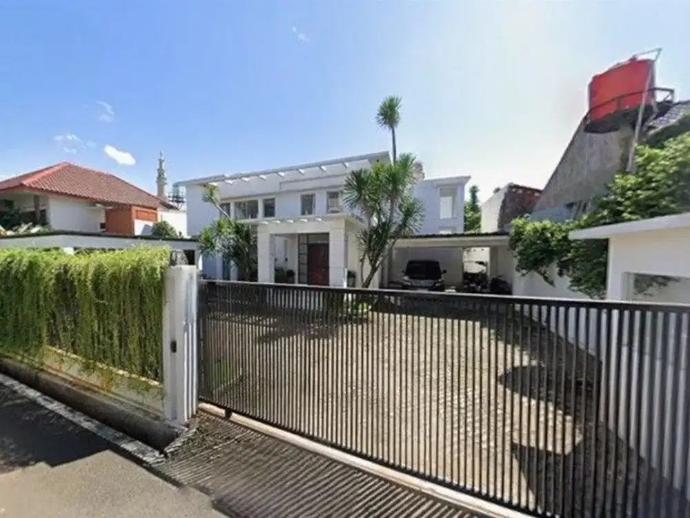 Rumah 2Lt Dengan Private Pool di Ciganjur Jagakarsa, Dekat Tol Desari